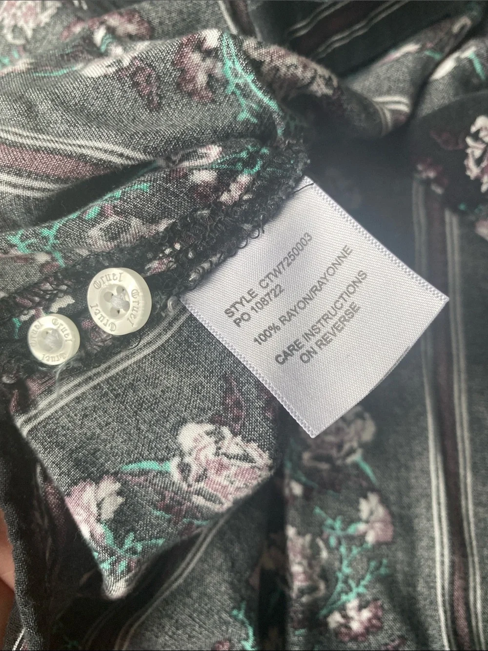 Cruel Denim black floral pearl snap western shirt - Picture 7 of 8